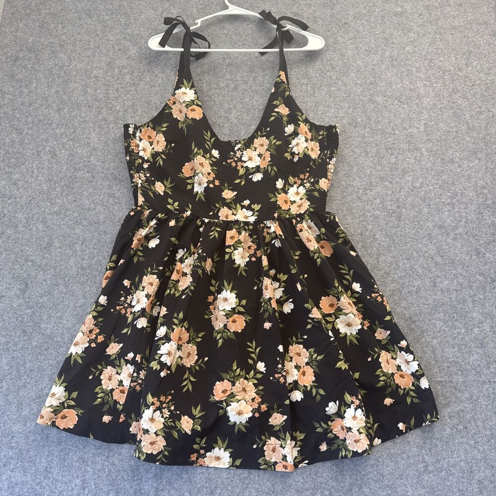 The Occasion Old Navy NWT Roses Floral Fit & Flare Taffeta Mini Dress Size Xl